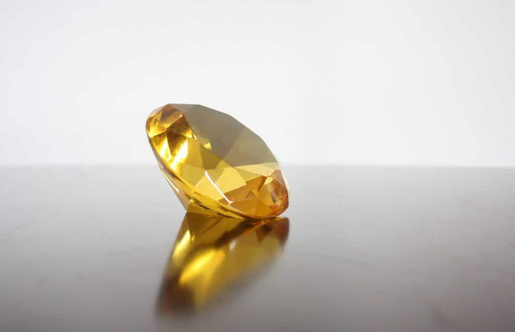 diamond, stone, yellow-635332.jpg