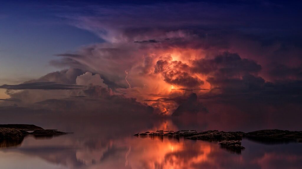 thunderstorm, ocean, lightning-3440450.jpg
