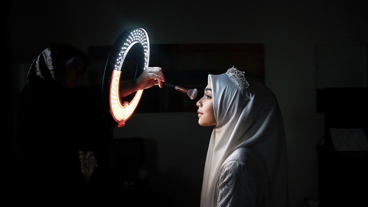 woman, bride, veil-5443384.jpg