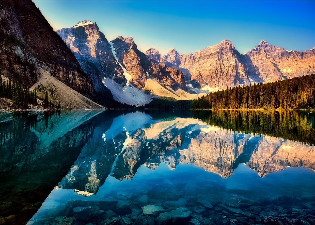 moraine lake, mountains, lake-2686353.jpg