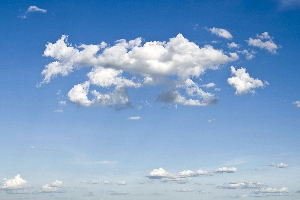 clouds, sky, atmosphere-49520.jpg